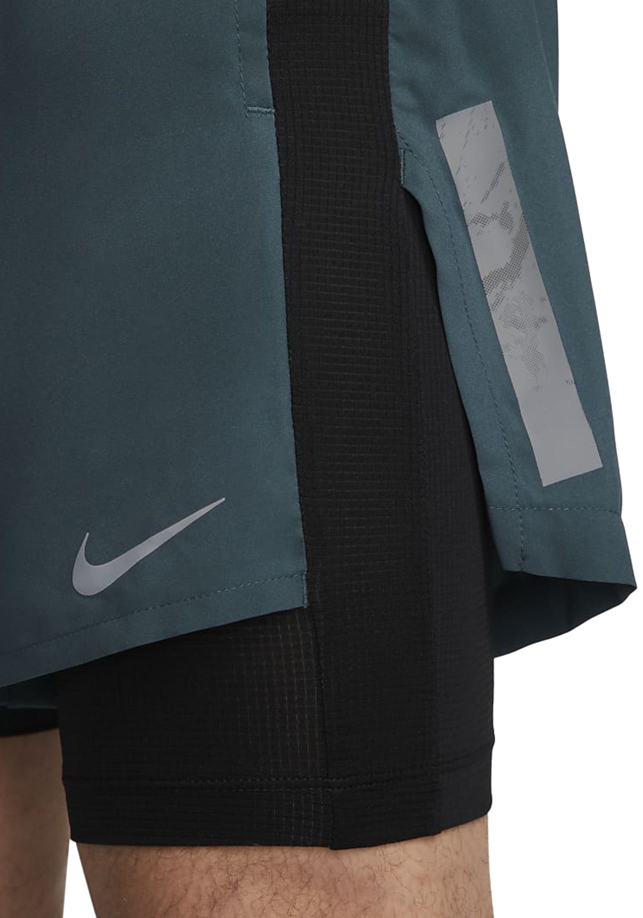 PANTALONCINI Verde/nero Nike