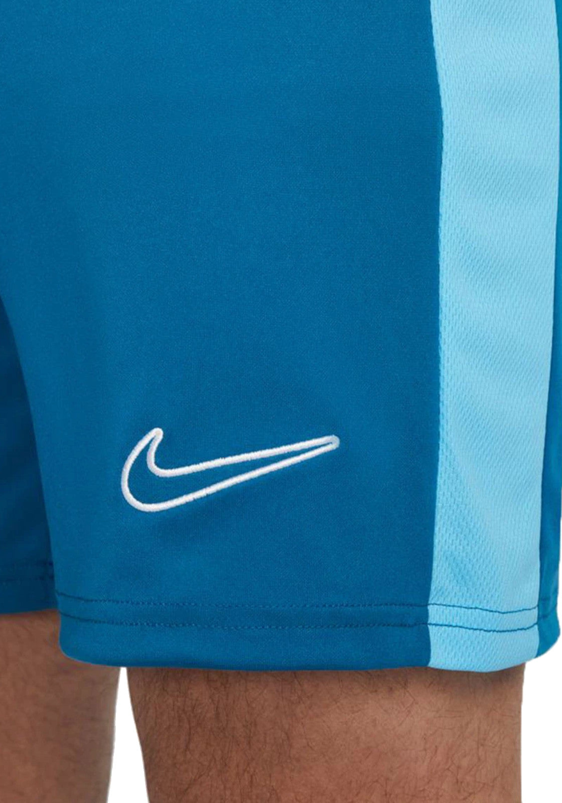 PANTALONCINI Celeste Nike