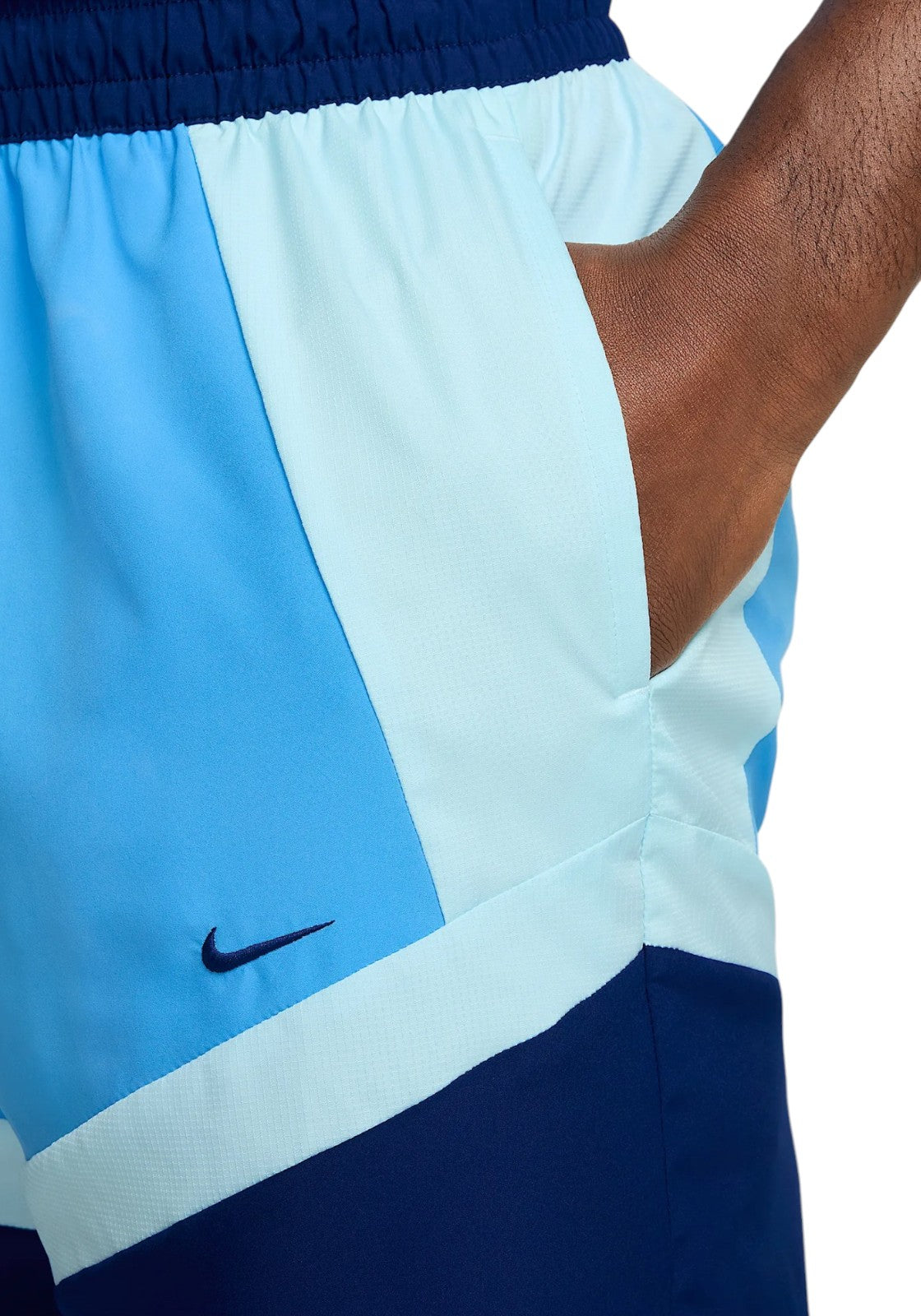 PANTALONCINI Azzurro/celeste Nike