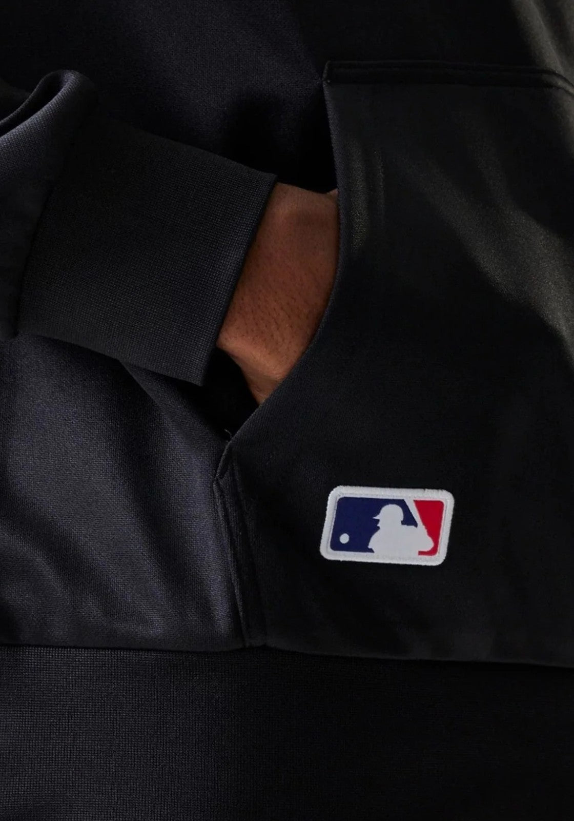 FELPE Nero/bianco New Era