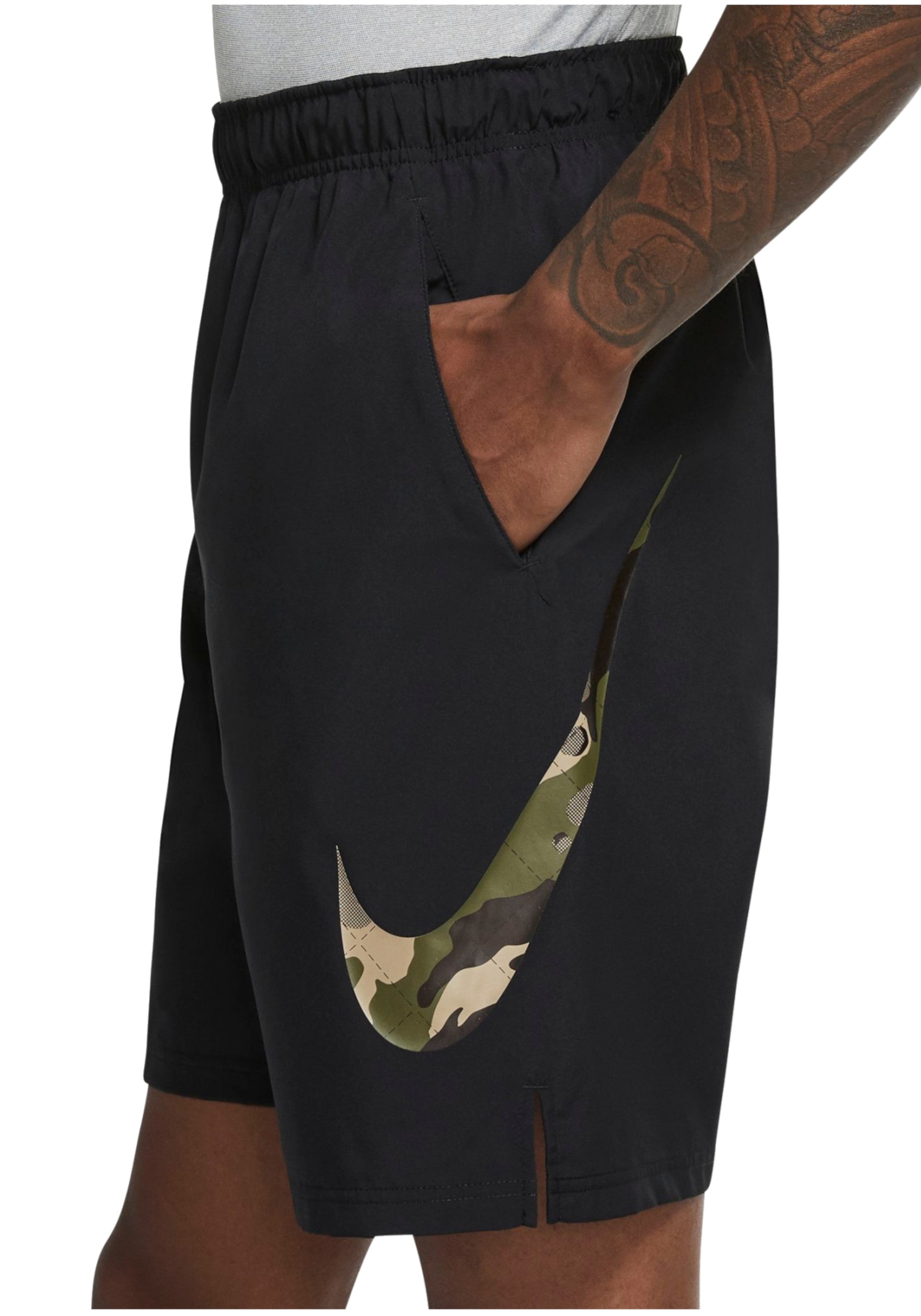 PANTALONCINI Nero/camo Nike