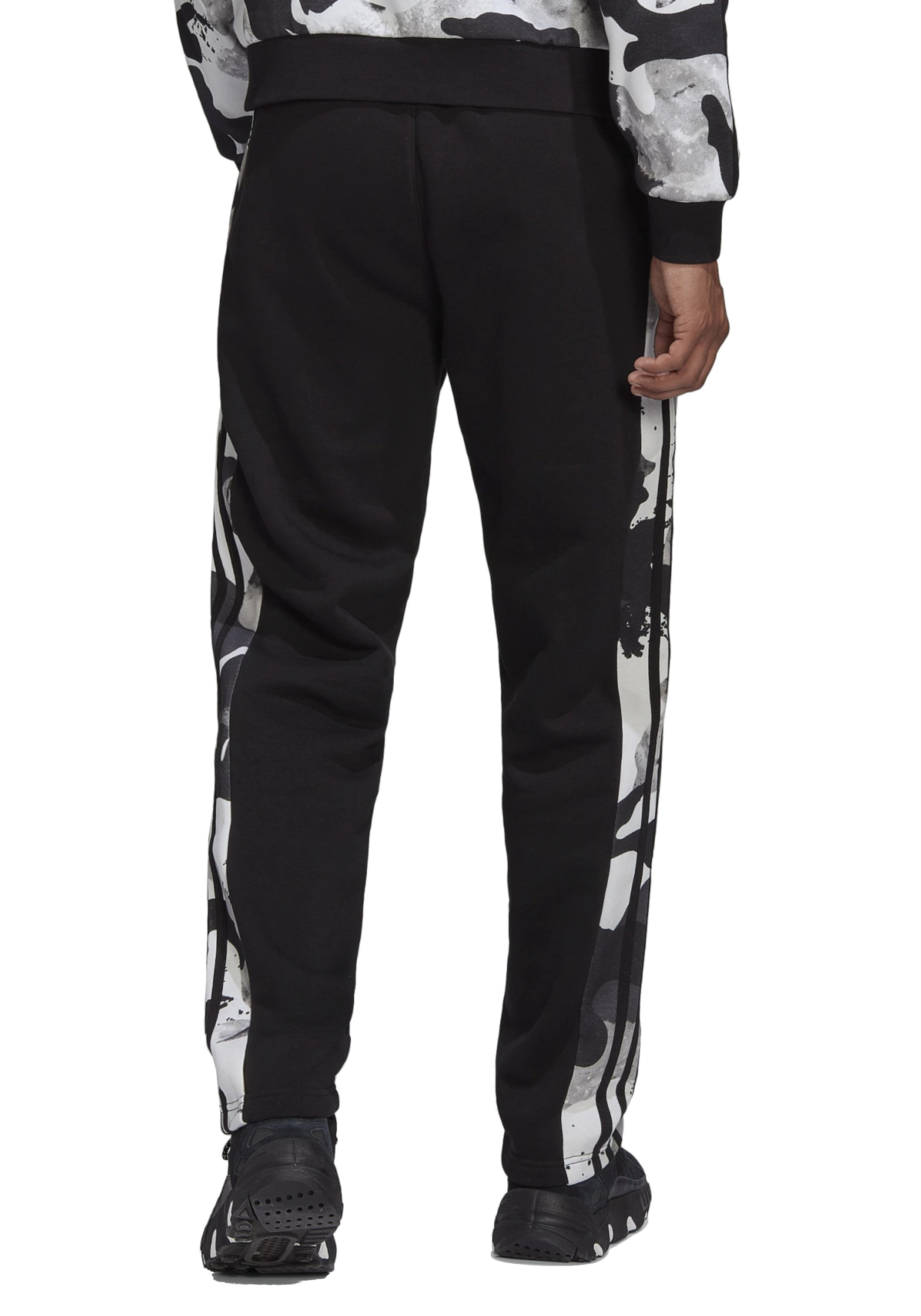 PANTALONI Nero/camo Adidas Originals