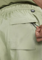 PANTALONCINI Verde Oliva Nike