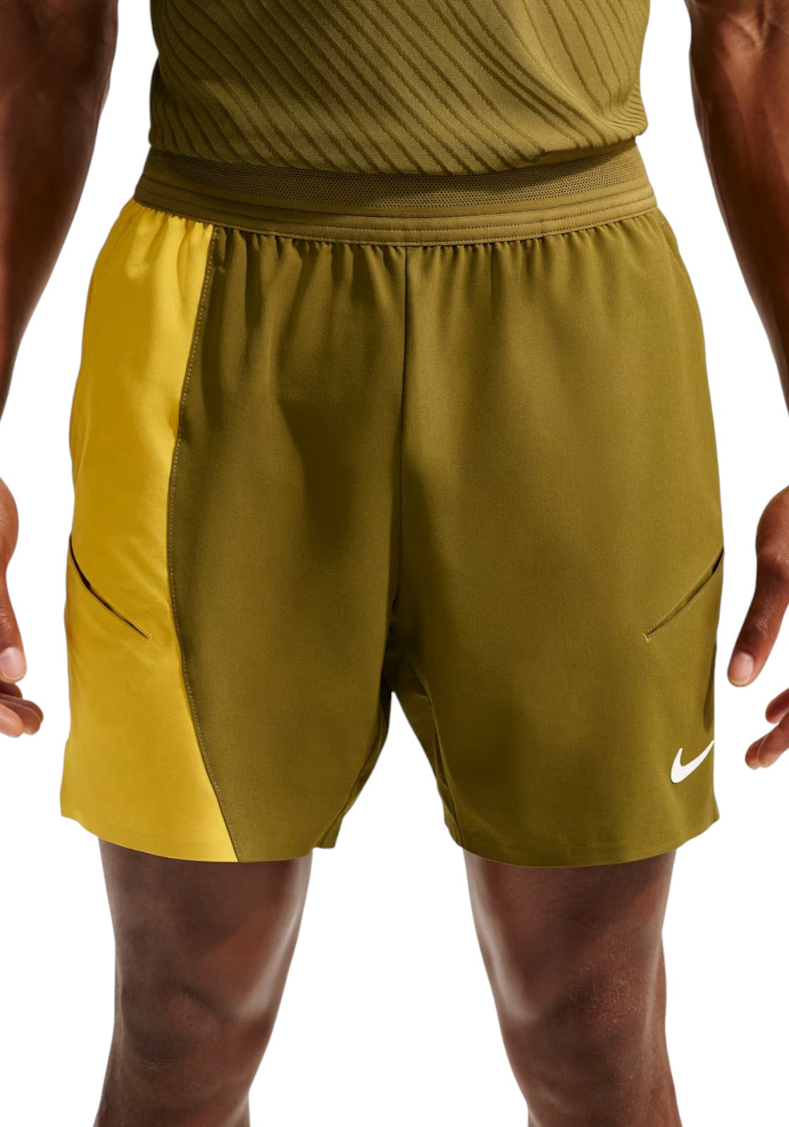 PANTALONCINI Verde Nike