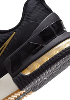 SCARPE Nero/oro Nike