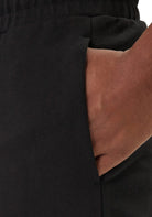 PANTALONCINI Nero/oro Ea7