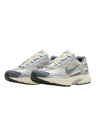 SCARPE Panna/grigio Nike