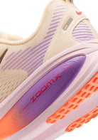 SCARPE Panna/viola Nike