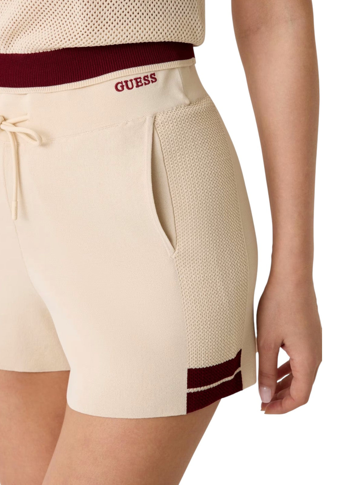 PANTALONCINI Beige/bordeaux Guess