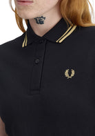 MAGLIONI E POLO Nero/oro Fred Perry