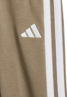TUTE Begonia Pinic Adidas